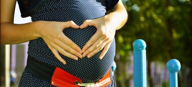 Понос во время беременности – причины, симптомы, лечение